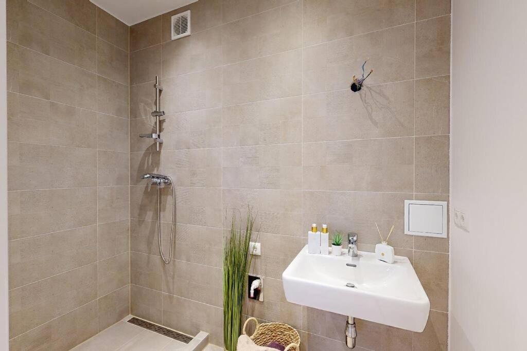 Metro Residence Βιέννη Εξωτερικό φωτογραφία